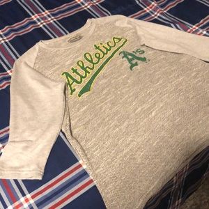 Oakland Athletics 3/4 Sleeve Shirt. Size Small